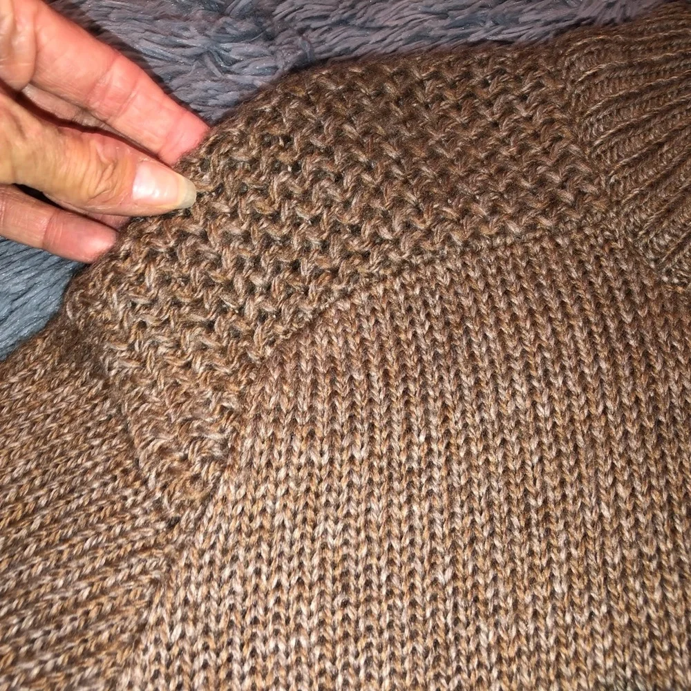 Vintage 70s-80s Chunky Cable Knit Full-Zip Brown Grandpa Sweater (w-pockets)